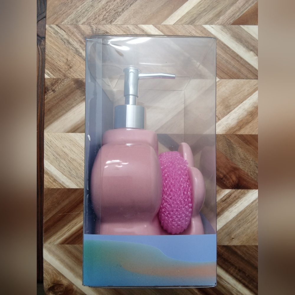 Flower Pink Dish Soap Dispenser with Sponge - Picture 2 of 3